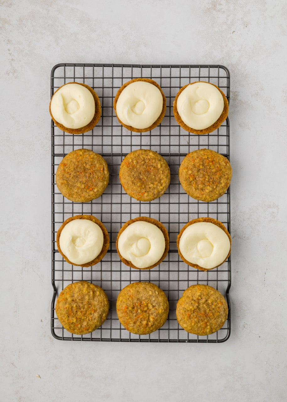 Carrot Cake Whoopie Pies