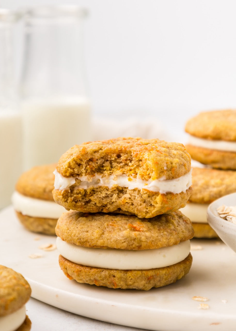 Carrot Cake Whoopie Pies