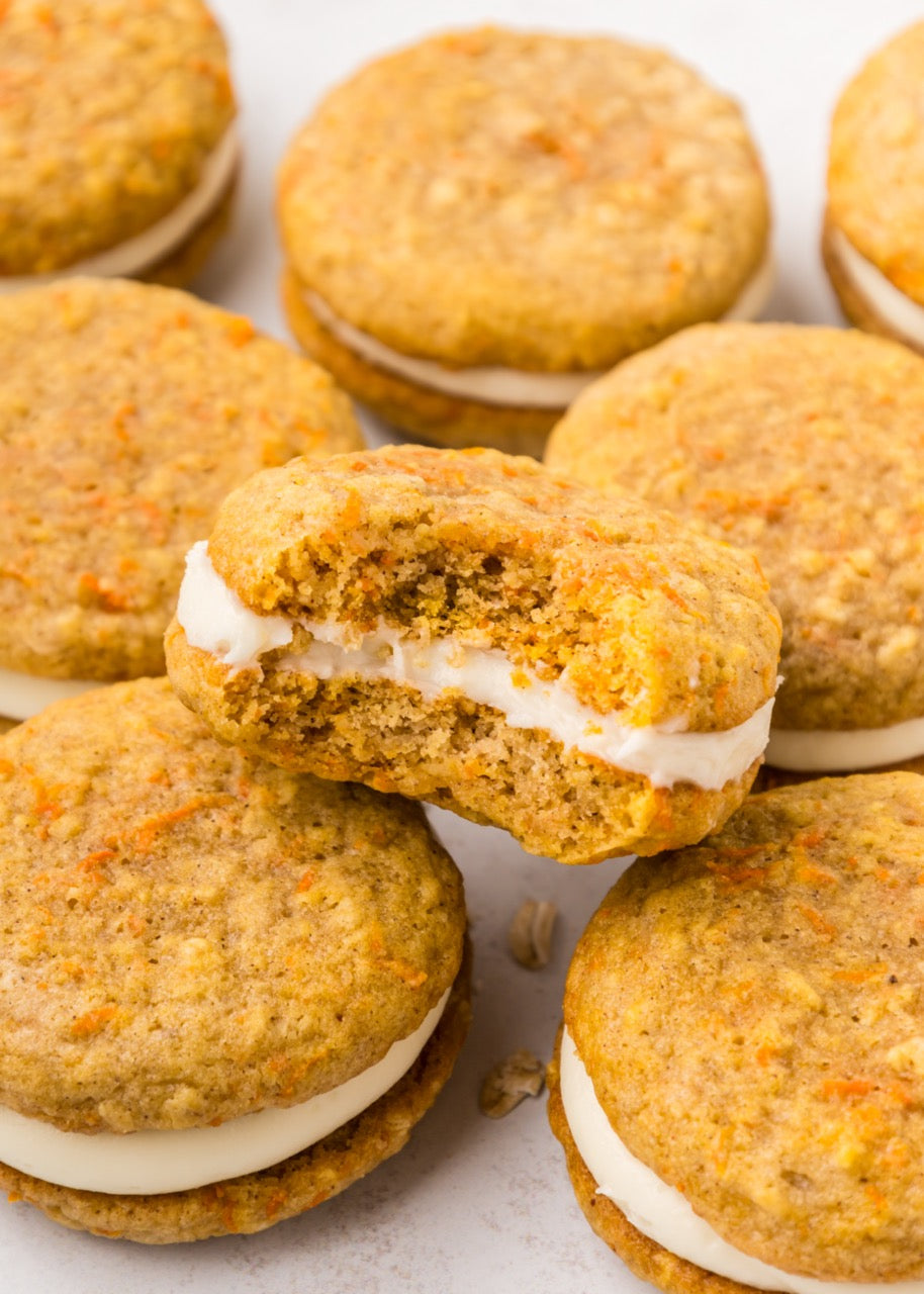 Carrot Cake Whoopie Pies