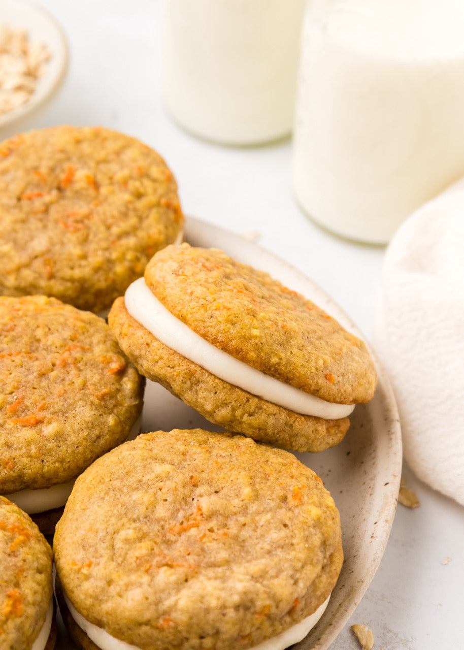 Carrot Cake Whoopie Pies